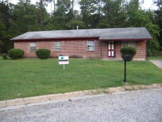 2401 Benner Ave, Tuskegee Institute, AL 36088