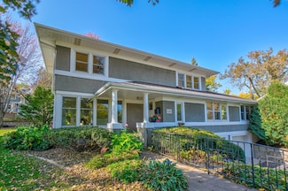 1485 Edgcumbe Rd, Saint Paul, MN 55116