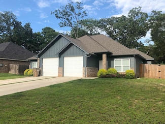 16093 Echo Glen Dr, Tyler, TX 75703