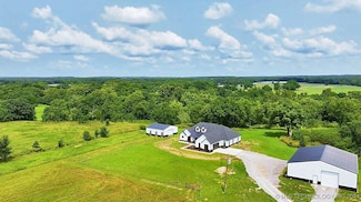 17204 E Red Fuller Rd, Tahlequah, OK 74464