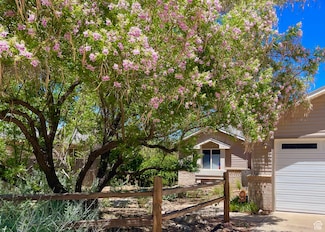 1039 Pack Creek Dr, Moab, UT 84532
