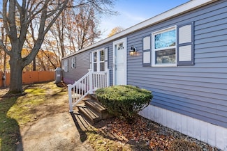 251 Newbury St Unit 23, Peabody, MA 01960