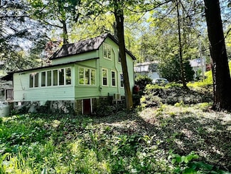 77 Laurel Park, Northampton, MA 01060