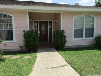 906 Saldana St, San Antonio, TX 78225