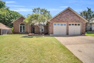112 NE Mcalister Rd, Burleson, TX 76028