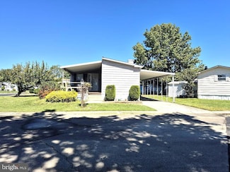 529 Puritan Dr, Buena, NJ 08310