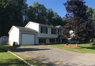 28 Sunnyfield Dr, Cortland, NY 13045