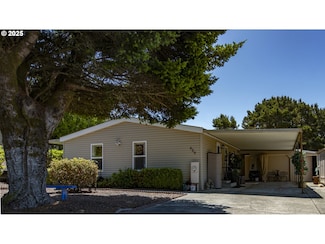 420 Leelo Ct, Florence, OR 97439