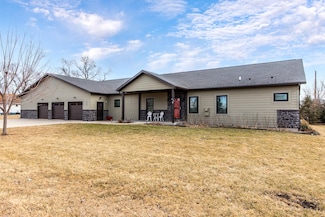 404 W 16th St, Boone, IA 50036
