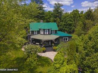 480 Silver Spur Rd W, Purling, NY 12470