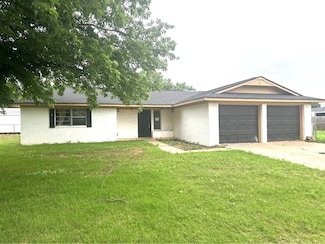 854 County Road 1315, Chickasha, OK 73018