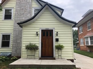 1321 W University Ave, Wichita, KS 67213