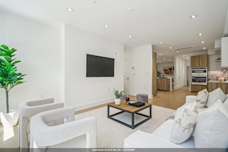 230 Bay St Unit 1, Jersey City, NJ 07302