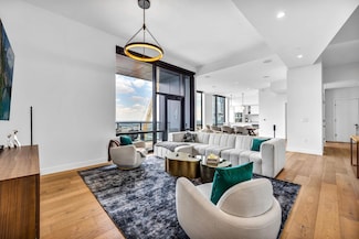 70 Rainey St Unit 3203, Austin, TX 78701