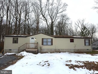 313 Cherry Dr, Magnolia, DE 19962