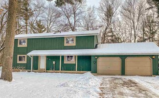 2330 Maplewood Dr, Plover, WI 54467