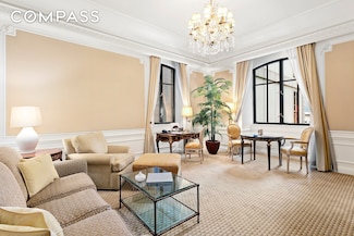 2 E 55th St Unit 1116, New York, NY 10022