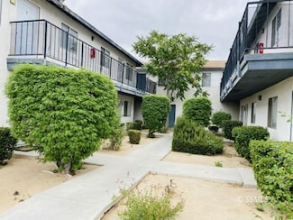 525 E Ridgecrest Blvd Unit 5, Ridgecrest, CA 93555