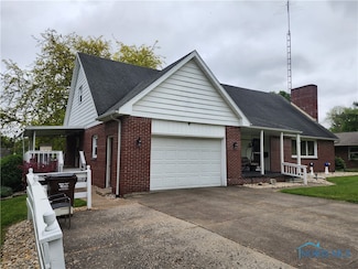 204 W School St, Napoleon, OH 43545