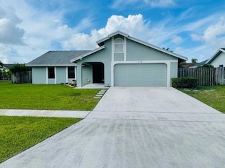 174 Roycourt Cir, Royal Palm Beach, FL 33411