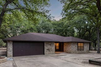 807 Kimbrough Rd, Azle, TX 76020