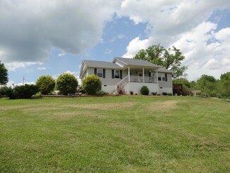951 Adair Rd, Peterstown, WV 24963