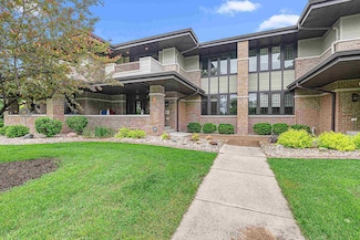 158 E Harbor View Dr, Fond Du Lac, WI 54935