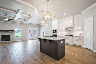 4316 NW 158th St, Edmond, OK 73013