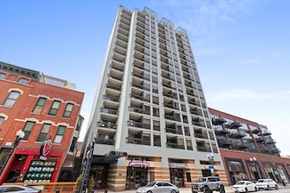 1212 N Wells St Unit 905, Chicago, IL 60610