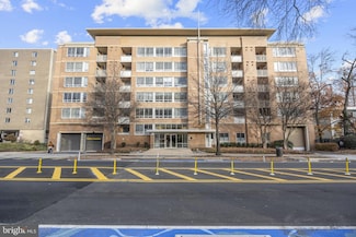 355 I St SW Unit 226S, Washington, DC 20024