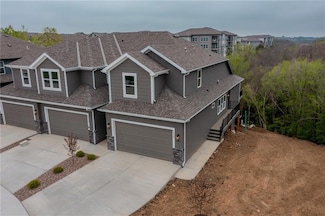 12304 S Prairie Creek Rd, Olathe, KS 66061