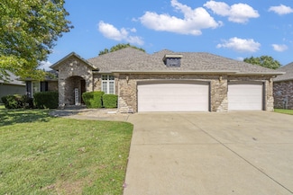 5817 W Alexa Ln, Springfield, MO 65802