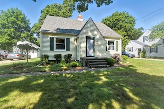 425 N Linden St, Marshall, MI 49068