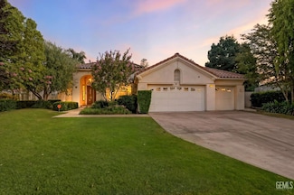 10904 Rockridge Way, Bakersfield, CA 93311