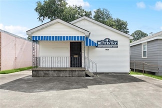 1808 Franklin St, Gretna, LA 70053
