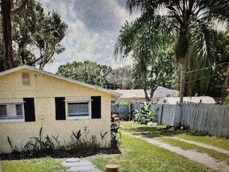 4109 Nelson Ave, Sarasota, FL 34231