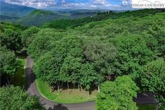 32 Eagles Nest Trail, Banner Elk, NC 28604