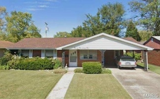 2465 St Clair, Granite City, IL 62040