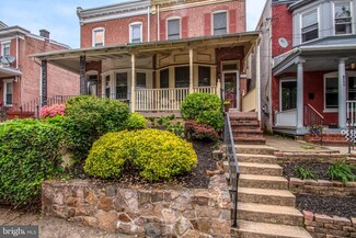 219 W 17th St, Wilmington, DE 19802