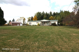 16420 Frost Rd, Hemlock, MI 48626