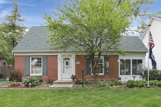 1470 Berkshire Rd, Columbus, OH 43221