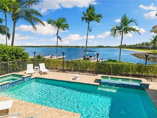 9214 Marble Stone Dr, Naples, FL 34120