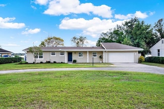 106 Lake Sears Dr, Winter Haven, FL 33880