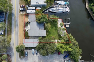 4832 SE Anchor Ave, Stuart, FL 34997
