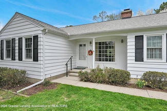 1555 Ridgewood Dr, East Lansing, MI 48823