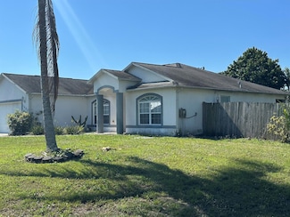 1602 SE Biddle Ln, Port Saint Lucie, FL 34983