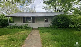 824 Ohio St, Alma, KS 66401