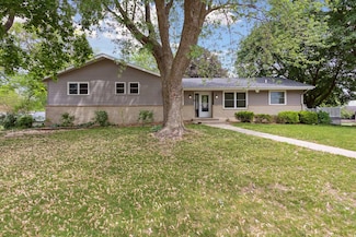 717 S Kennedy St, Shannon, IL 61078