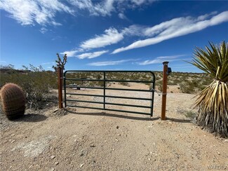 545 Silver Creek Ln, Meadview, AZ 86444