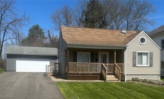 7925 Second St, Masury, OH 44438